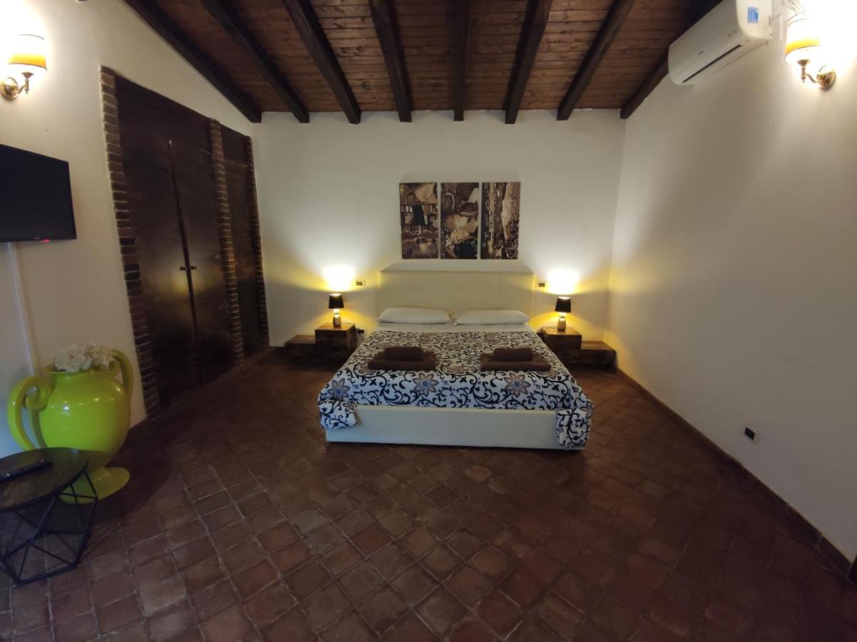 B&B Villa Loriana Milo Buitenkant foto