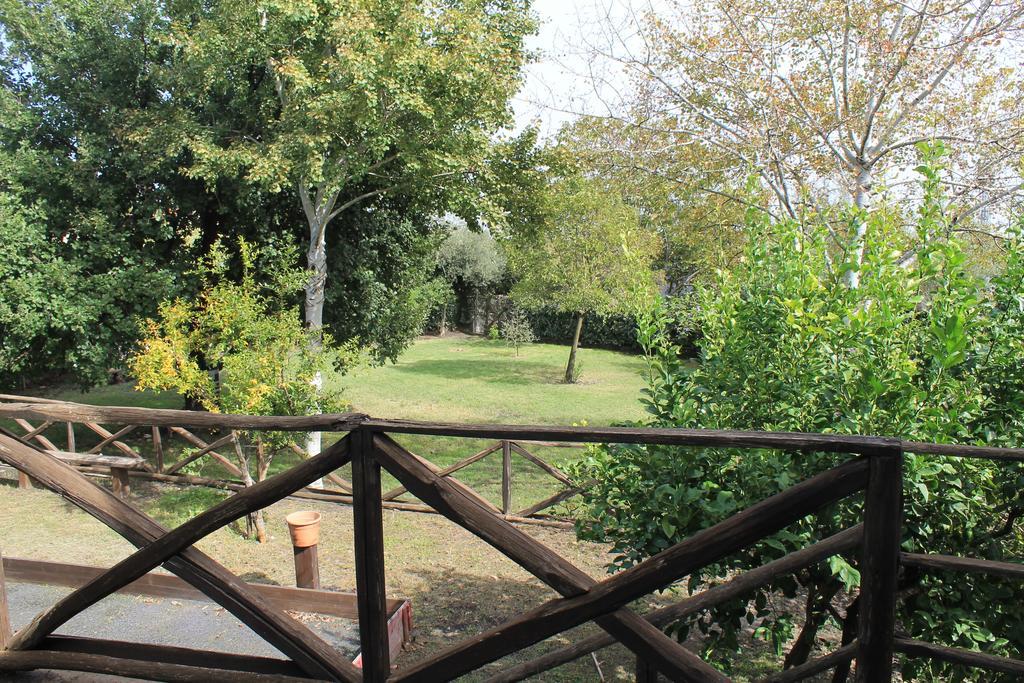 B&B Villa Loriana Milo Buitenkant foto