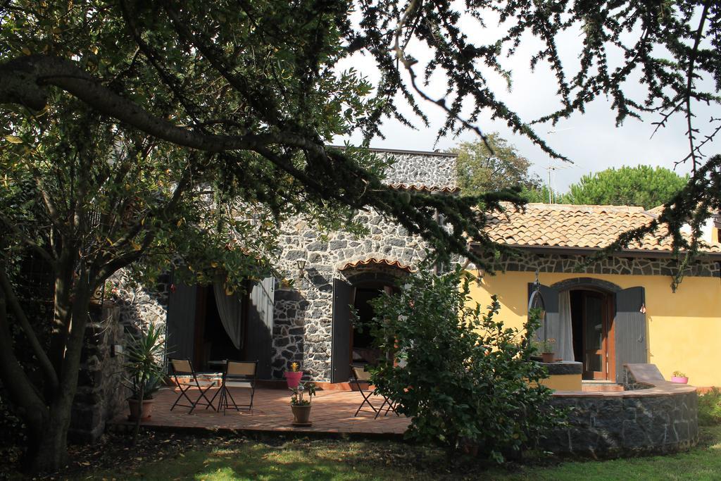 B&B Villa Loriana Milo Buitenkant foto