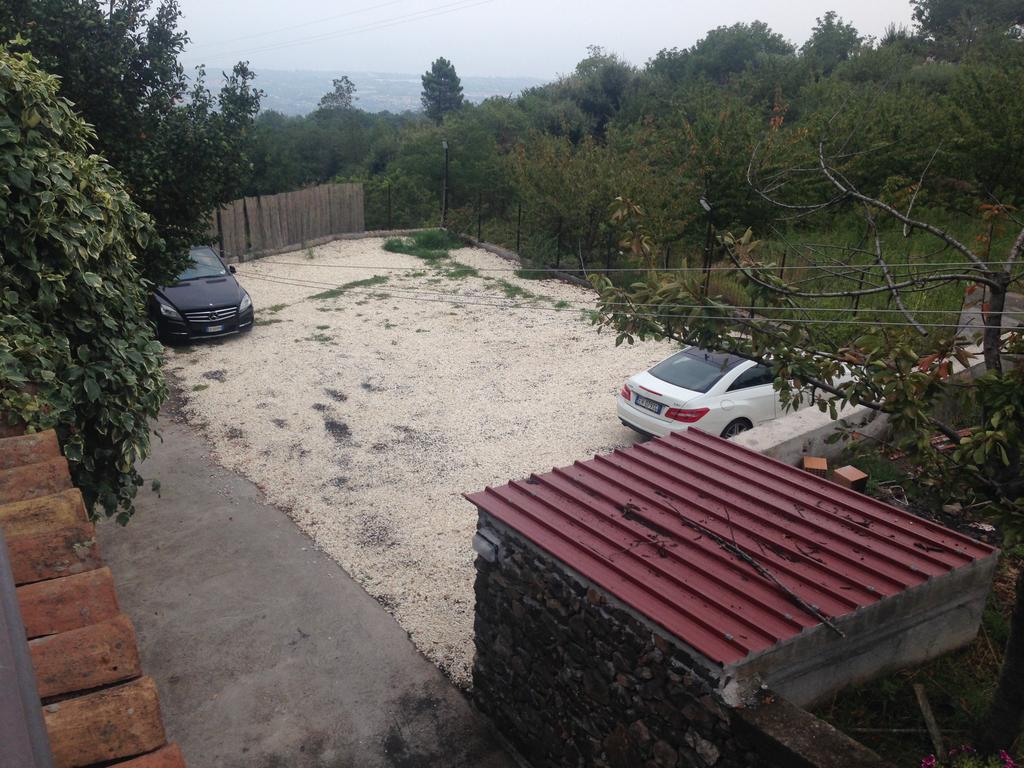 B&B Villa Loriana Milo Buitenkant foto