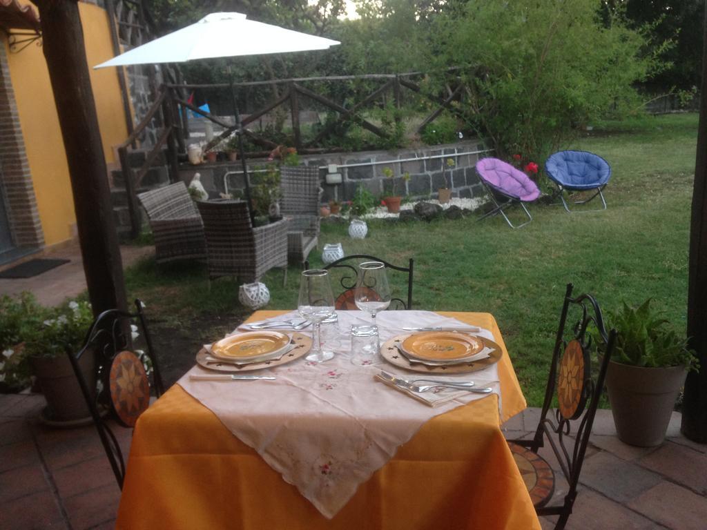 B&B Villa Loriana Milo Buitenkant foto