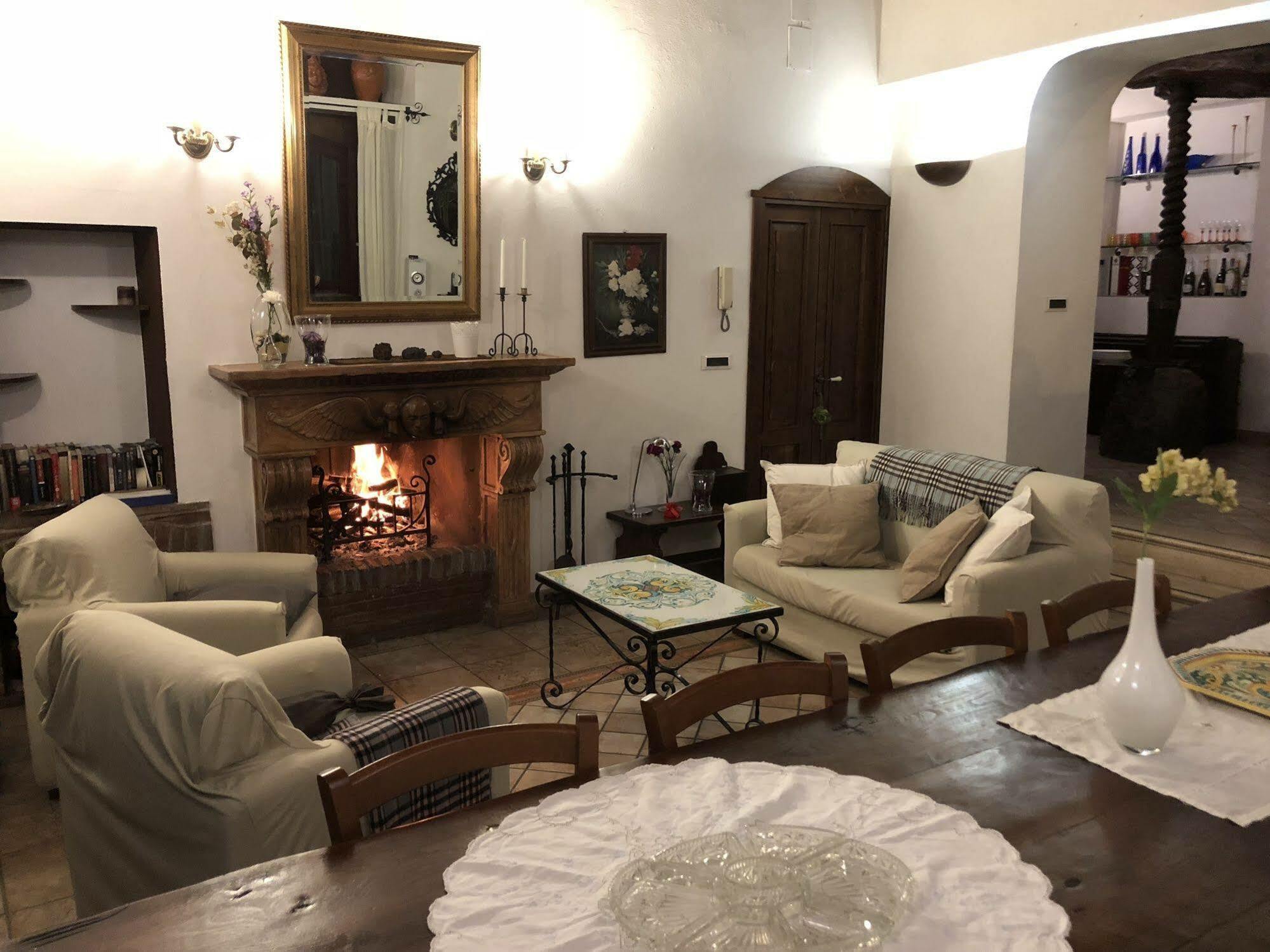 B&B Villa Loriana Milo Buitenkant foto